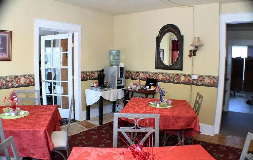 The White Birch Inn & Annex - Général