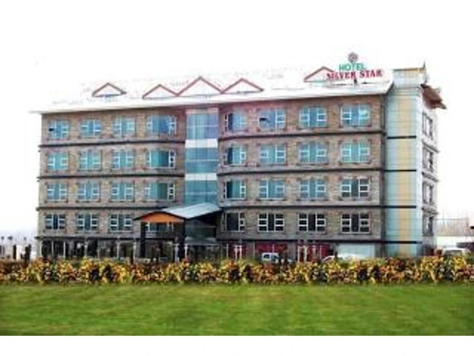 Hotel Silver Star by ADB Rooms