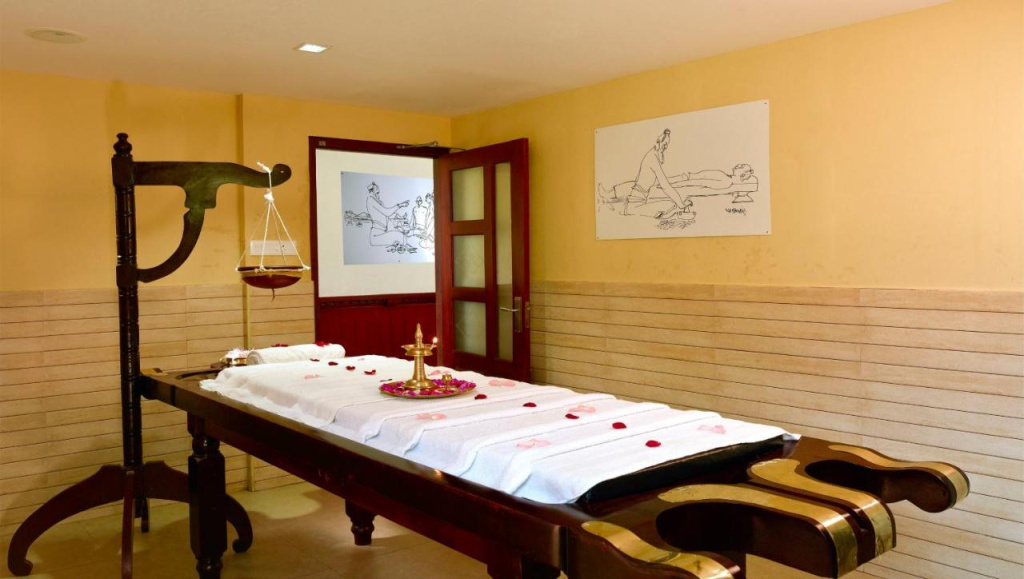 Hotel photo 12