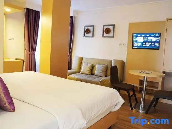 Double Junior Suite (full double bed)