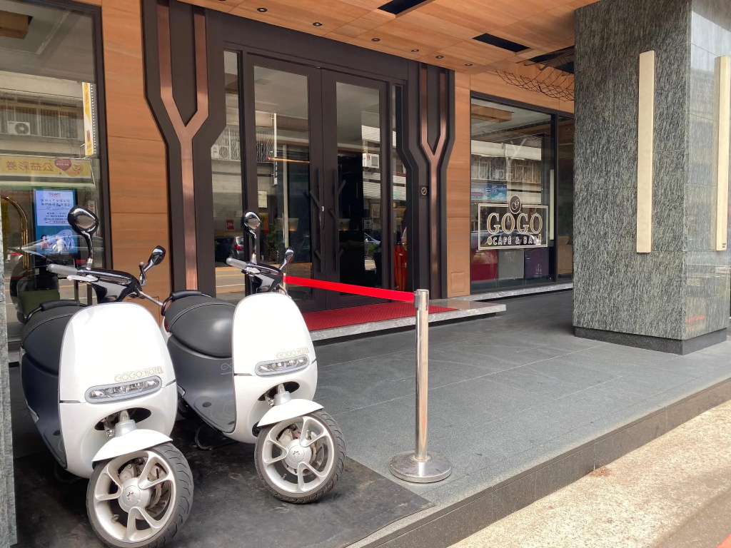 Gogo Hotel 38