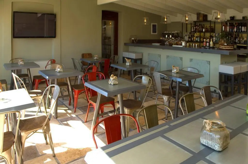 Arethousa Hotel - Général