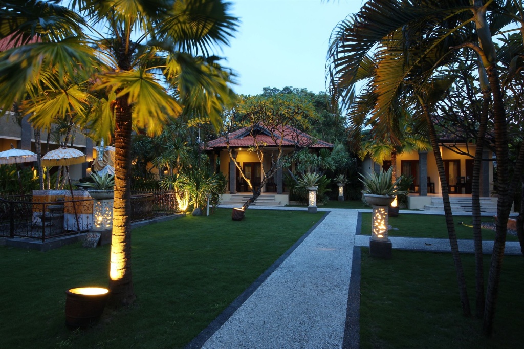 Adhi Jaya Hotel - Général