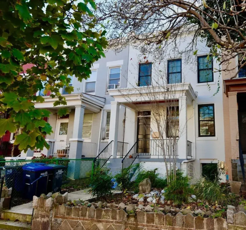 Lovely English Basement Apartment in Washington DC