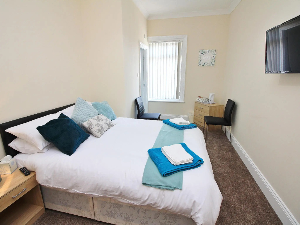 Standard Double room (full double bed)