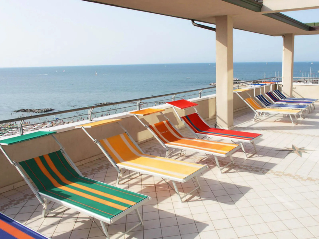 Hotel photo 11