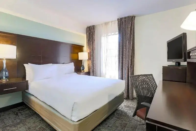 Staybridge Suites Columbus-Dublin by IHG - Chambres