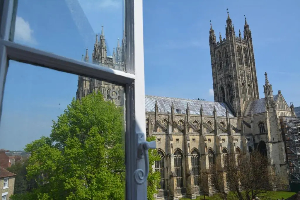 Cathedral Gate Hotel - Chambres