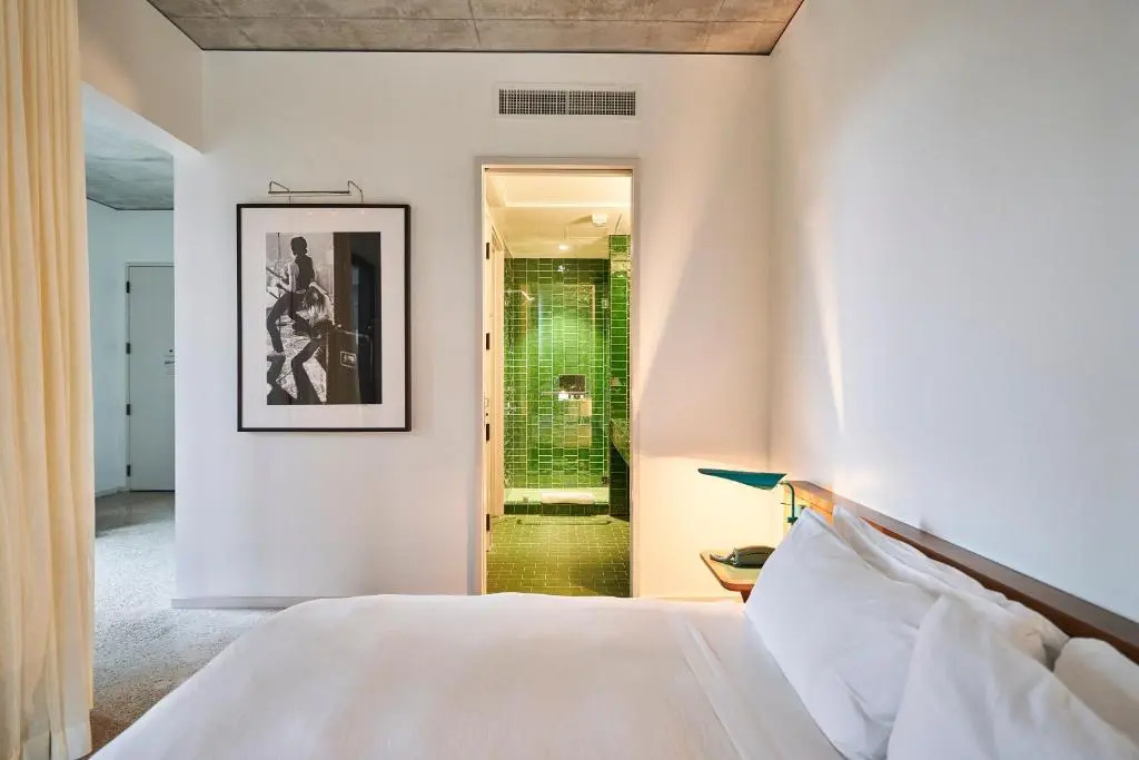 Suite with balcony