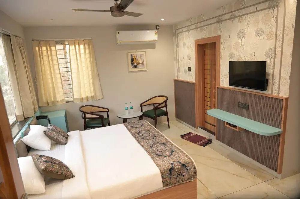 Hotel photo 11