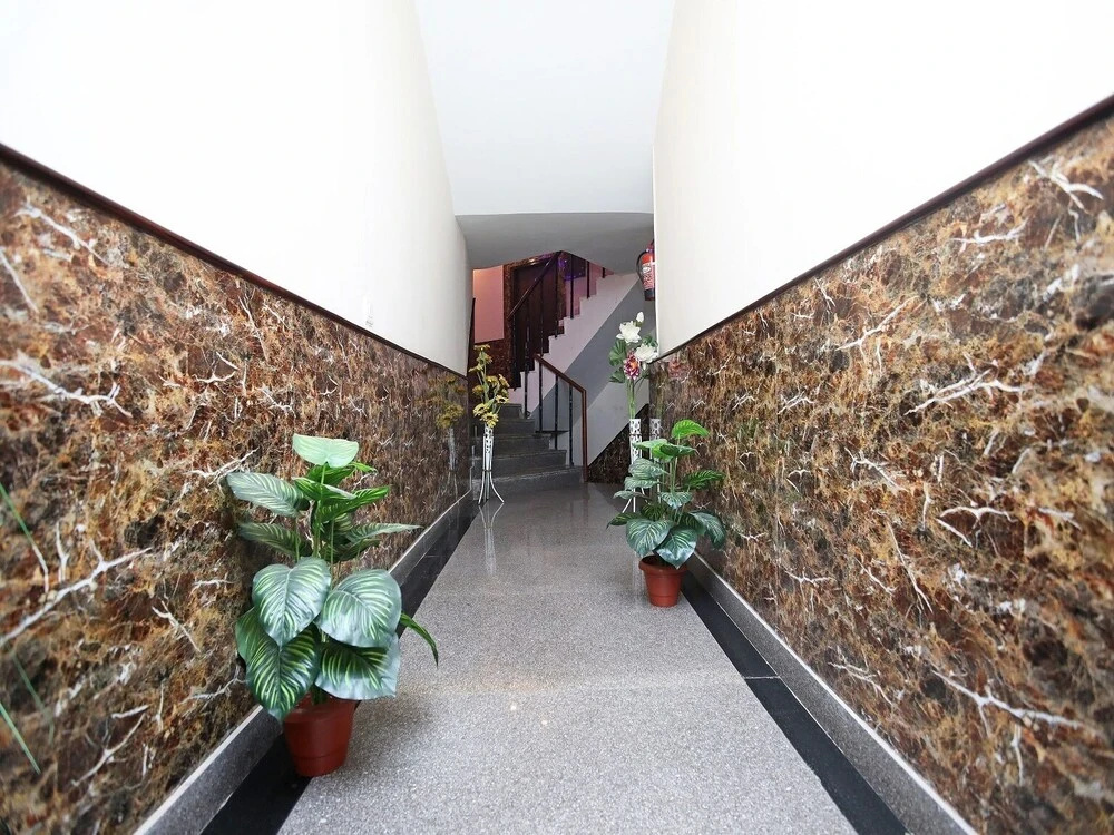 Hotel Deluxe Inn