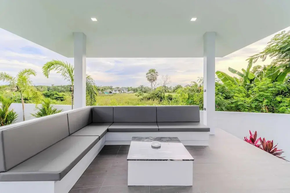 2 Villas 2 Kitchens Huge Pool V258
