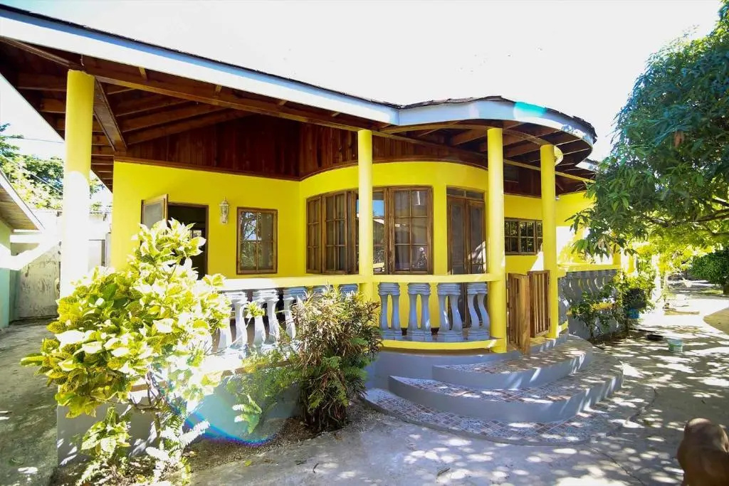 2 Bedrooms Cottage