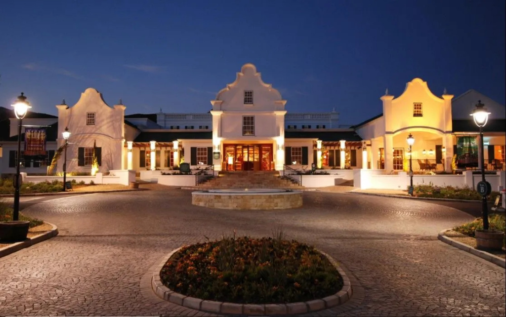 Golden Valley Lodge & Casino