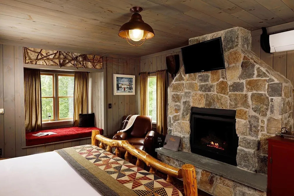 Friends Lake Inn - Chambres