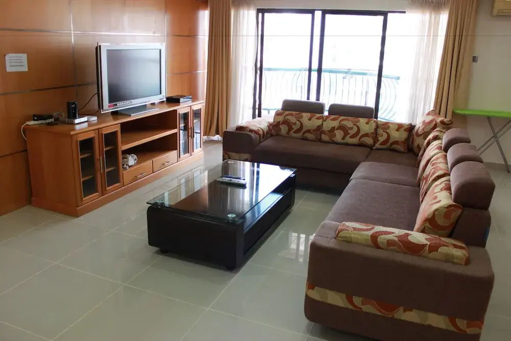 Lobby & Reception