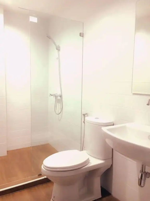 Standard Double room with balcony (full double bed)