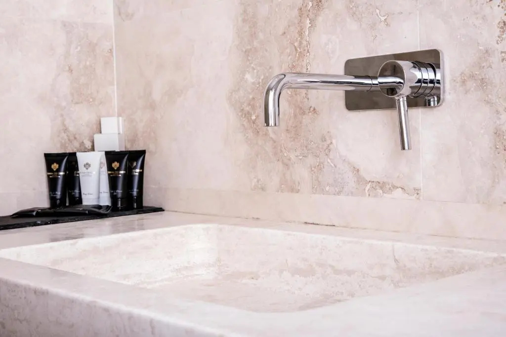 Golden Crown Hotel - Chambres