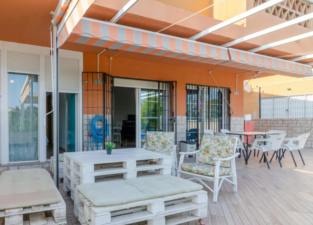 WintoWinRentals Huge Private Terrace &, Relax