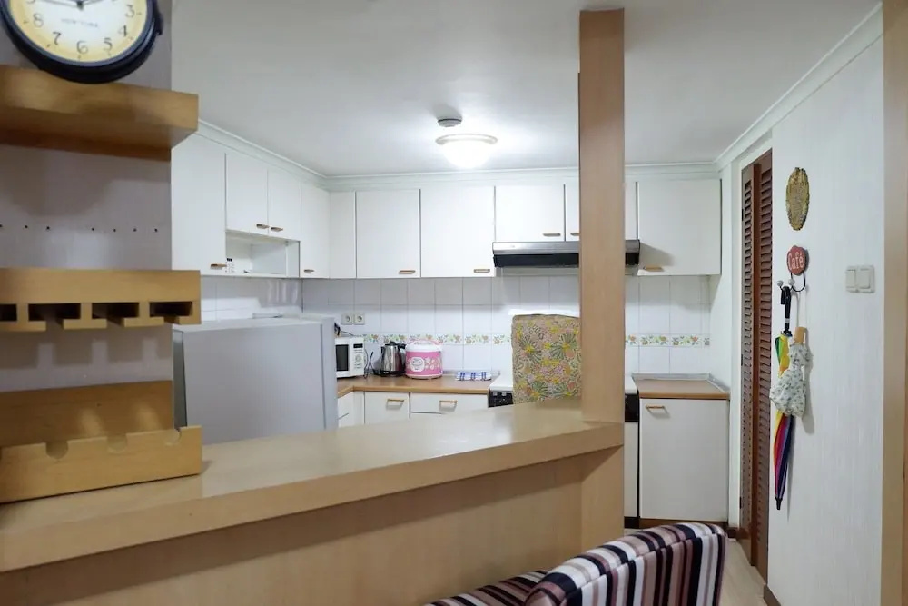 Strategic 3BR Apt at Sudirman Tower Condominuim