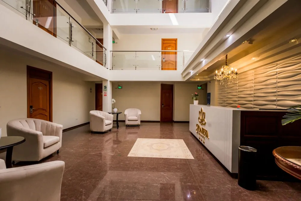 Hotel photo 12