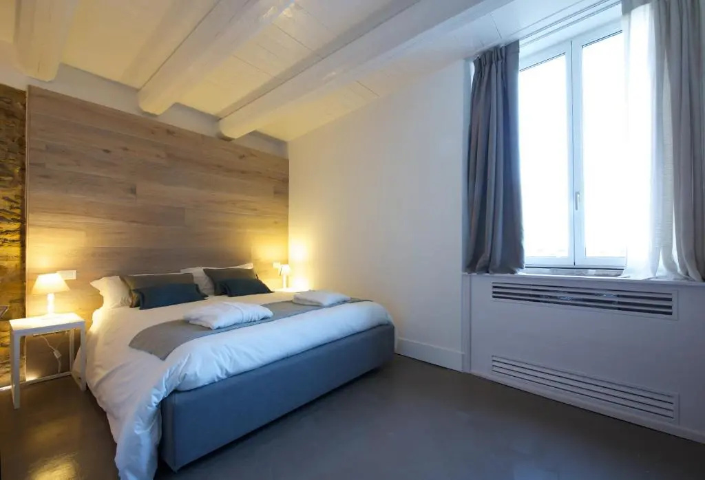 Deluxe Double room with sea view (full double bed)