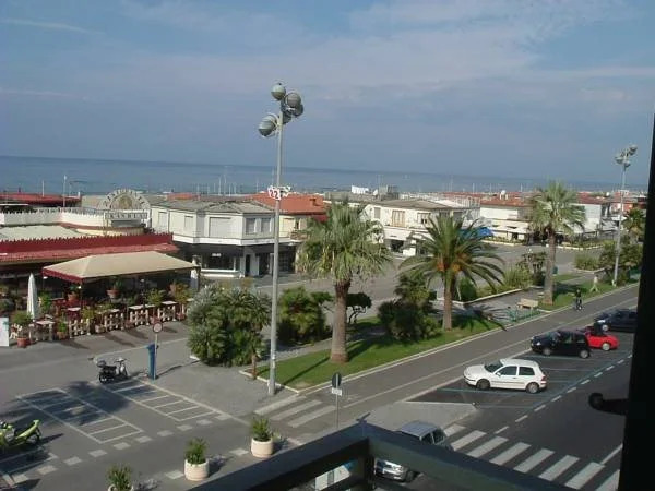 Image 10