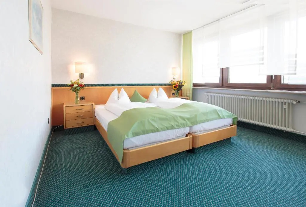 Standard Double room (full double bed)