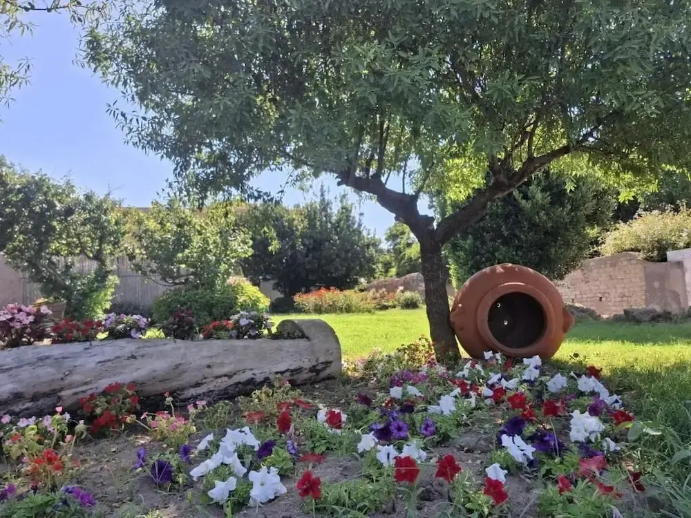 Hotel Lo Smeraldo - Oasi degli Ulivi