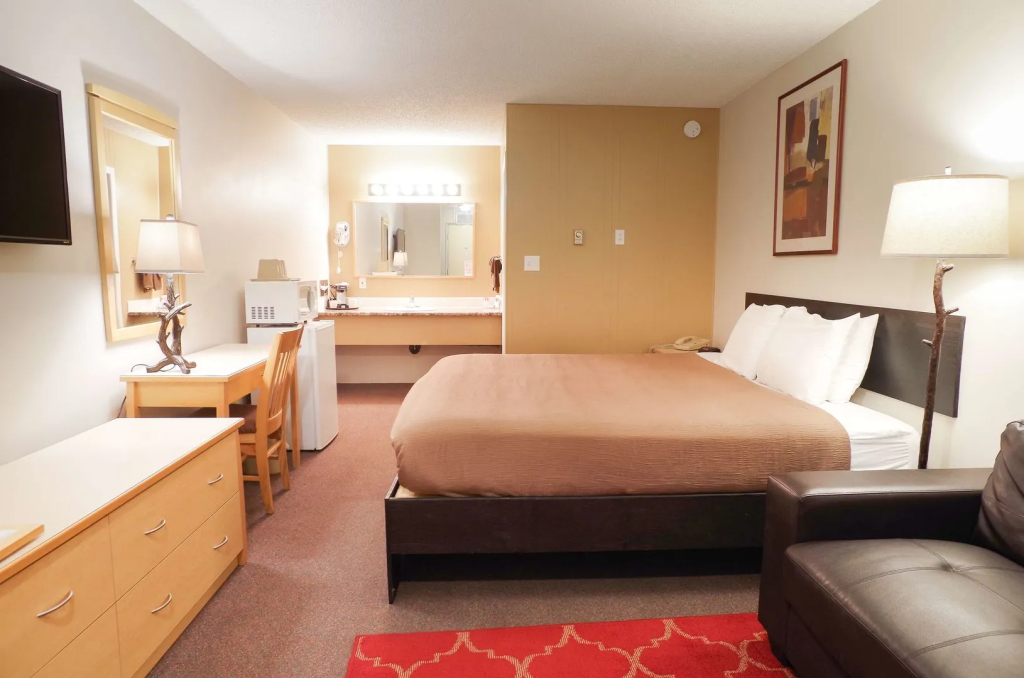 Canadas Best Value Inn and Suites Fernie - фото 6
