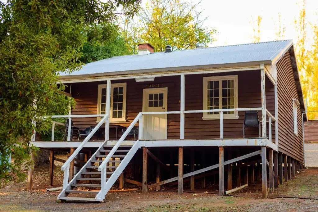 3 Bedrooms Cottage
