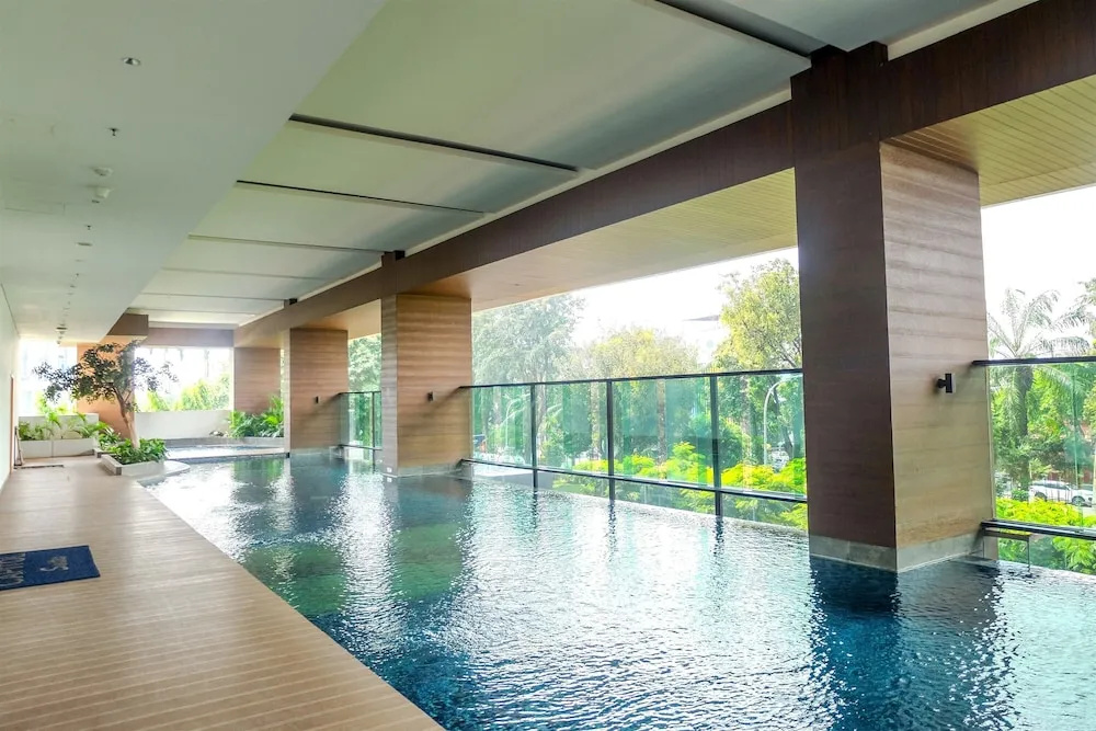 Luxurious Studio at Capitol Suites Apartment