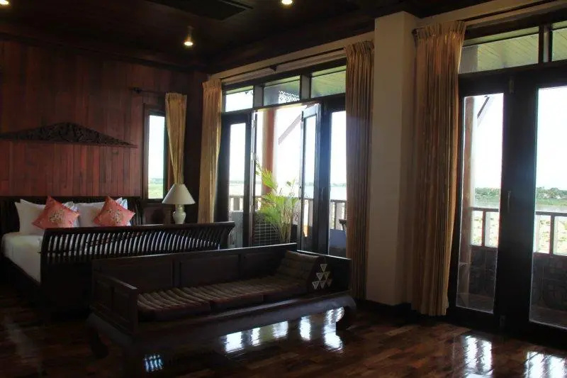 Sengtawan Riverside Hotel - Chambres
