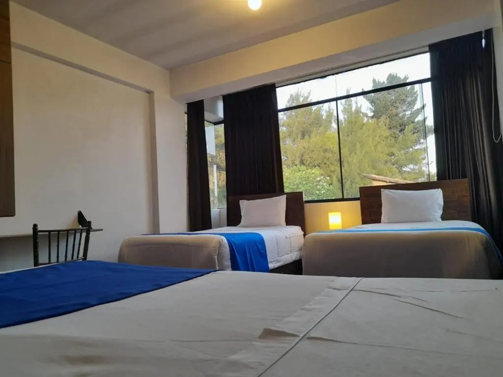 Standard Triple room