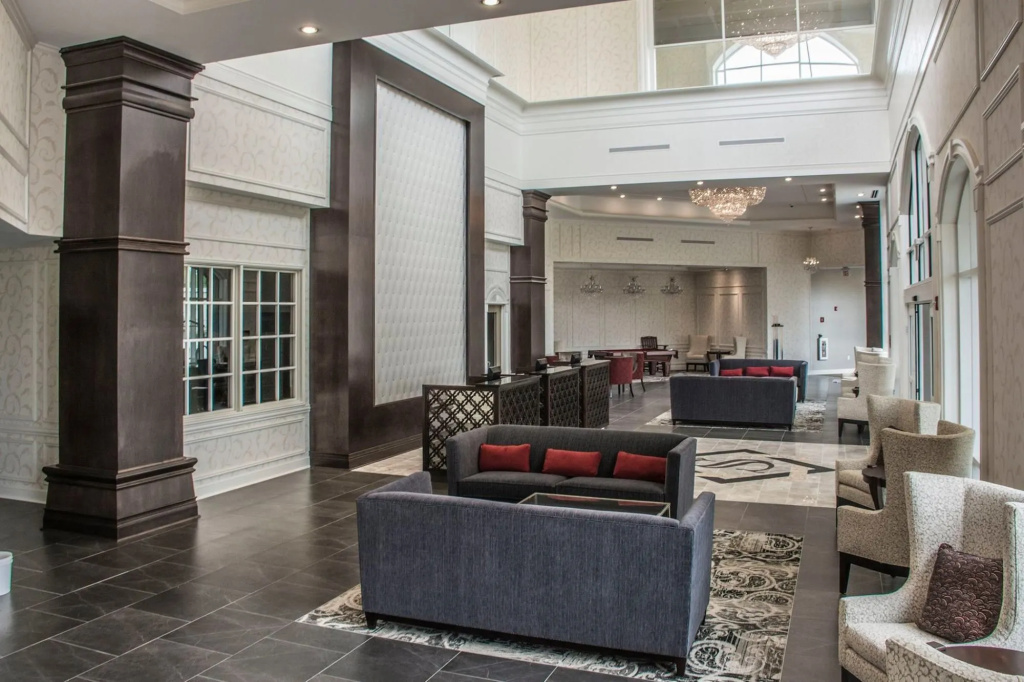 Lobby & Reception