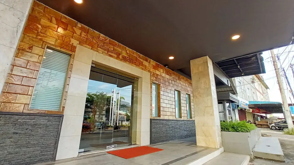 Kita Hotel