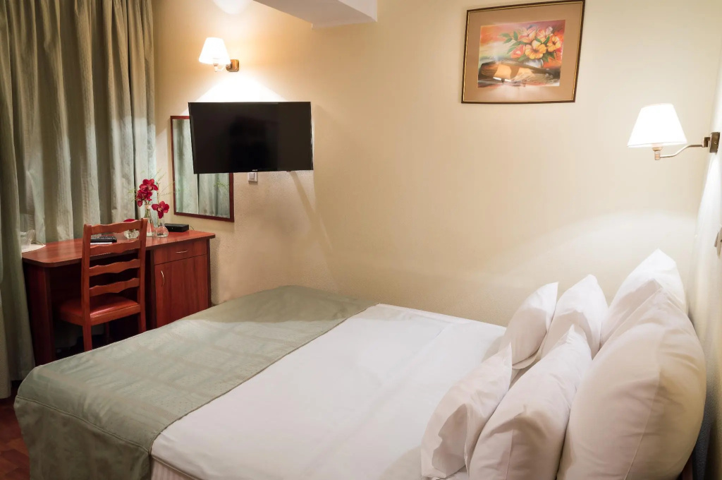 Economy Double room (full double bed)