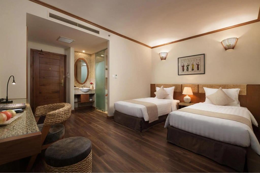 MK Premier Boutique Hotel — фото