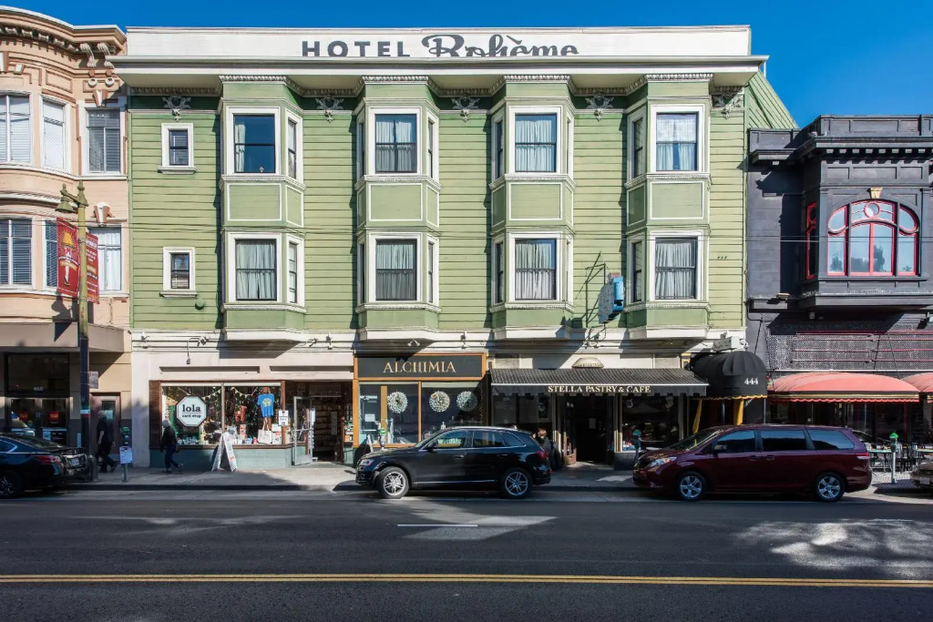 Hotel Boheme