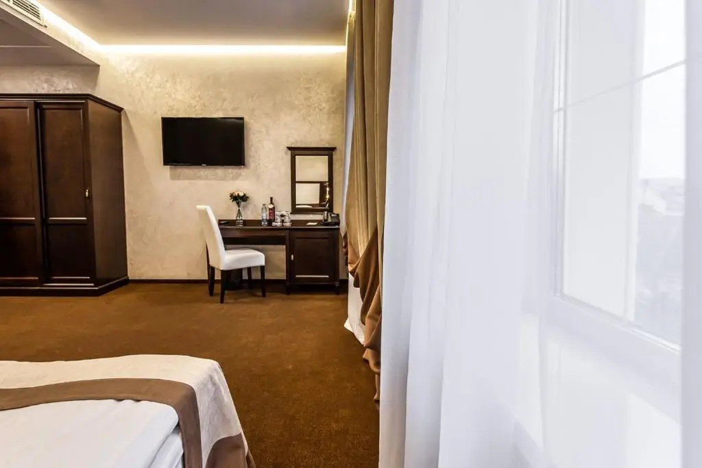 Standard Double room with balcony full double bed