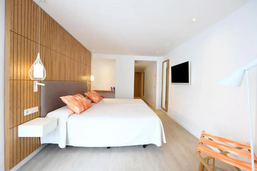 Iberostar Waves Playa de Muro Hotel - Chambres