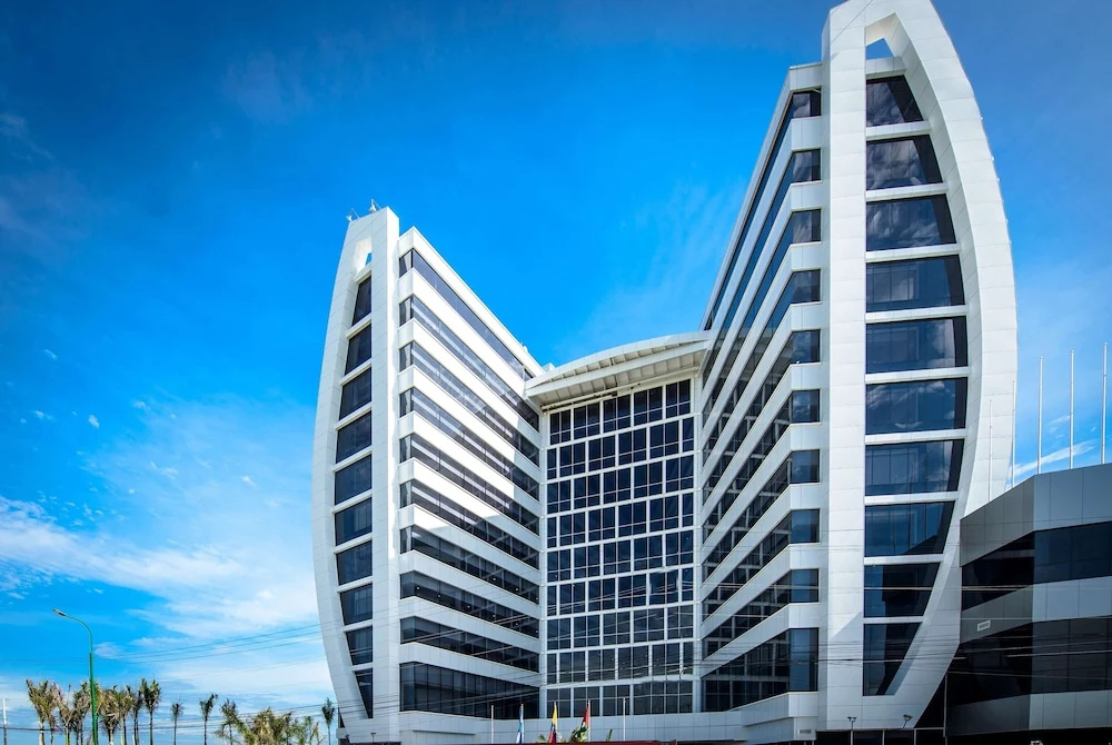 Best Western Premier Sail Plaza Manta