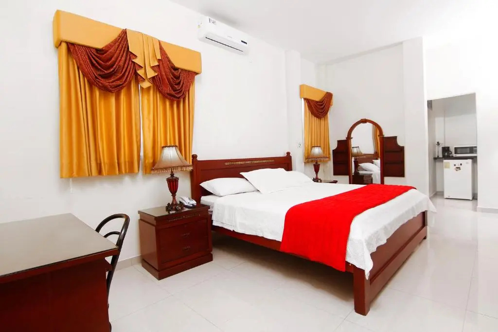 Hotel Versailles Internacional - Chambres