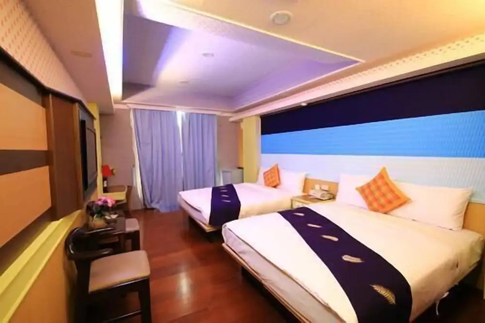 Standard Quadruple room beachfront