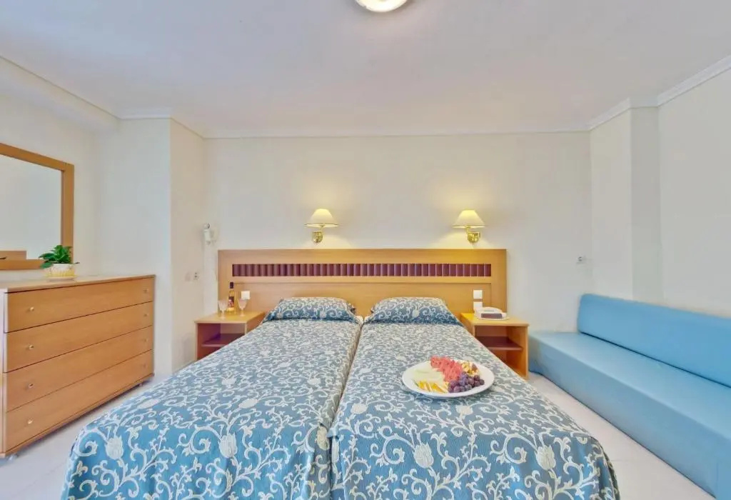 Standard Double Basement room (full double bed)