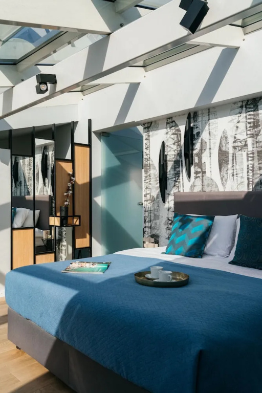 Privilege Suites - LoftAffair Collection