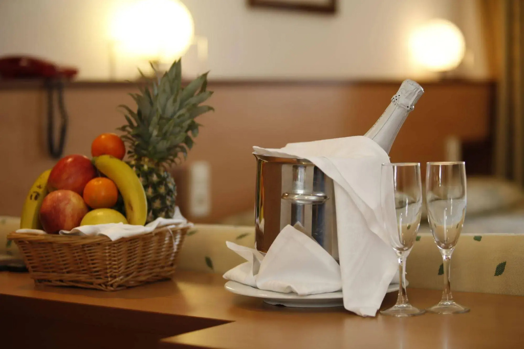 Hotel photo 12