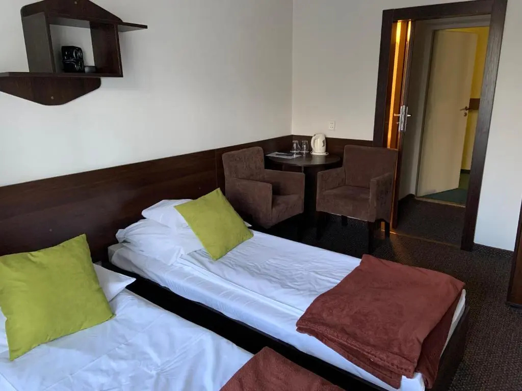 Standard Double room (twin beds)