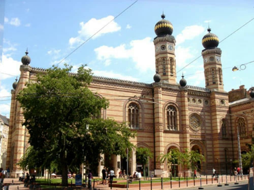 Large Central Apartments Dohány