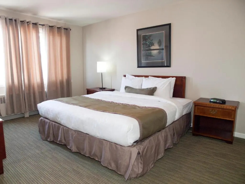 1 Bedroom Double Apartment (full double bed)